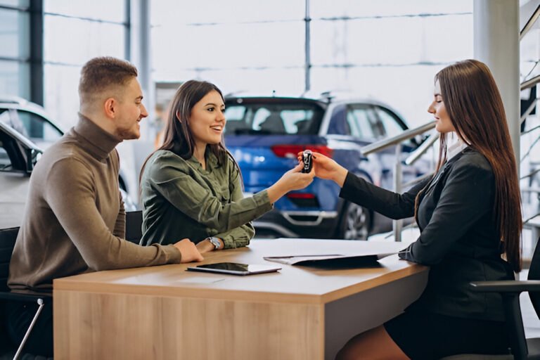 Chart comparing new vs used auto loan rates in 2025